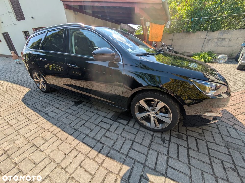 Peugeot 308 1.6 BlueHDi Allure S&S - 3