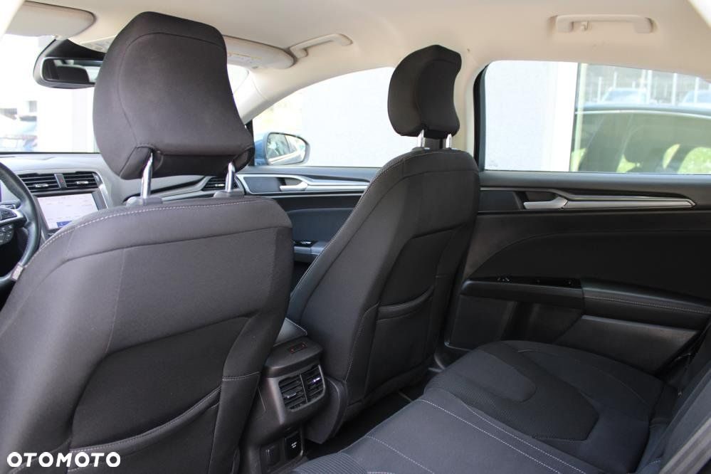 Ford Mondeo - 11