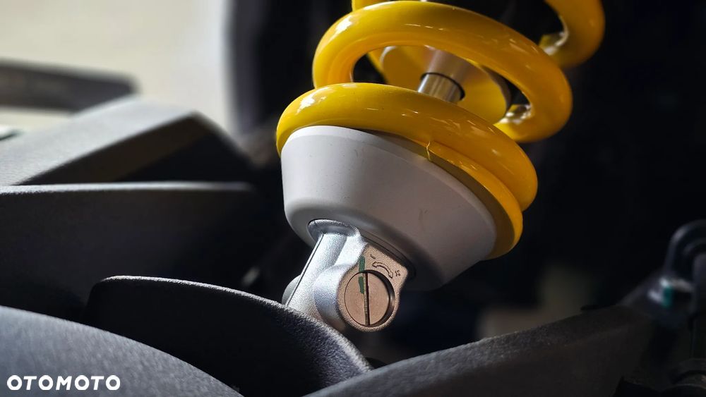 QJMOTOR SRK 800RR - 23