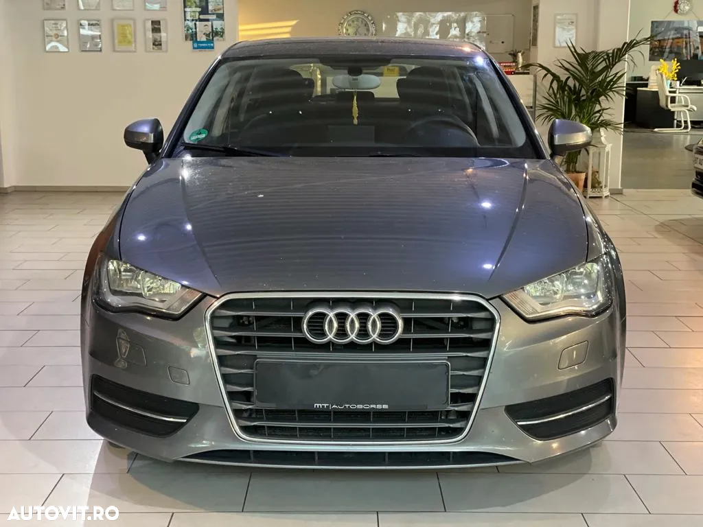 Audi A3 2.0 TDI Attraction - 3
