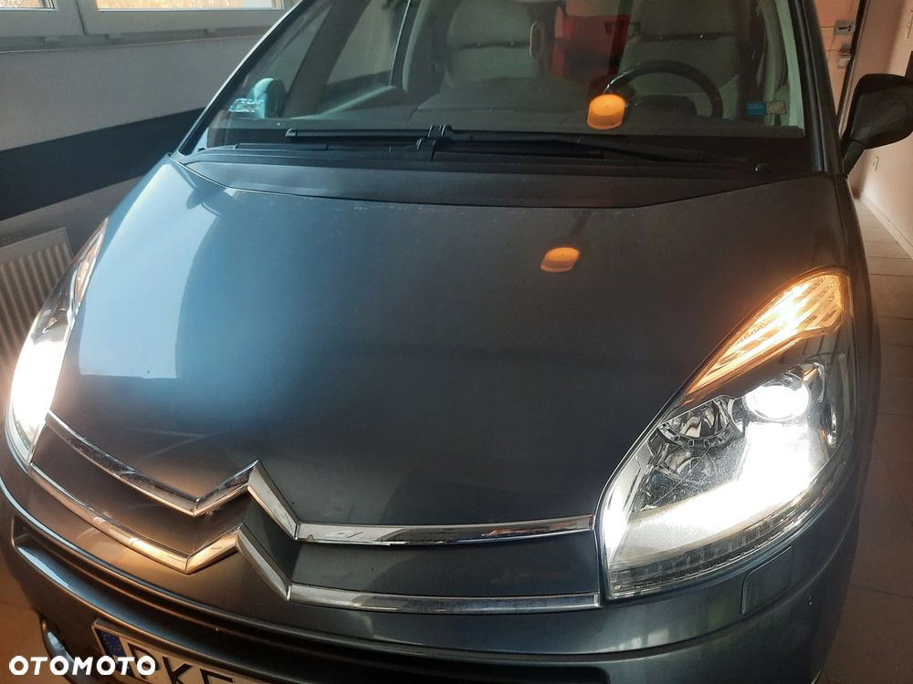 Citroën C4 Grand Picasso 2.0 16V EGS6 Exclusive - 2