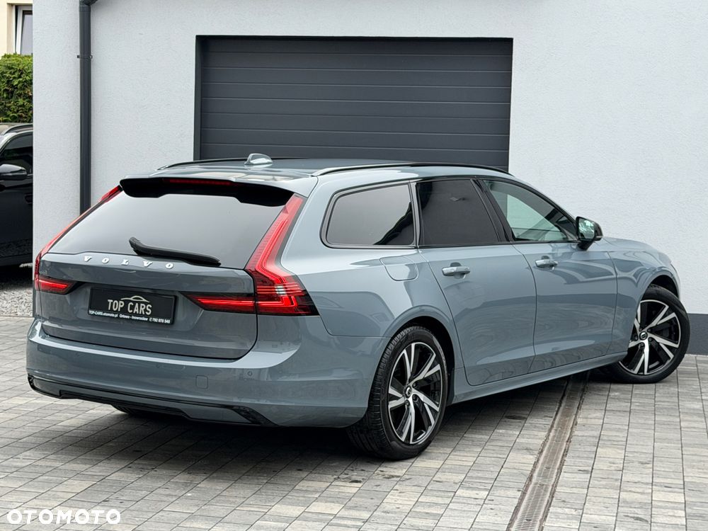 Volvo V90 T8 AWD Plug-In Hybrid R-Design - 5