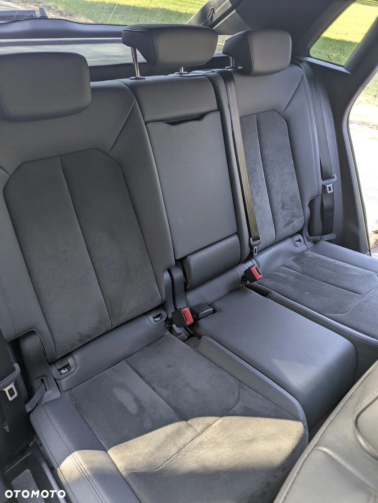 Audi Q3 35 TDI Advanced S tronic - 12