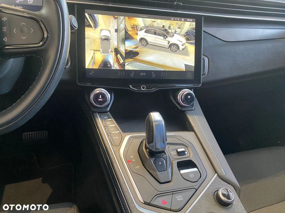 Lynk & Co 01 Standard - 15