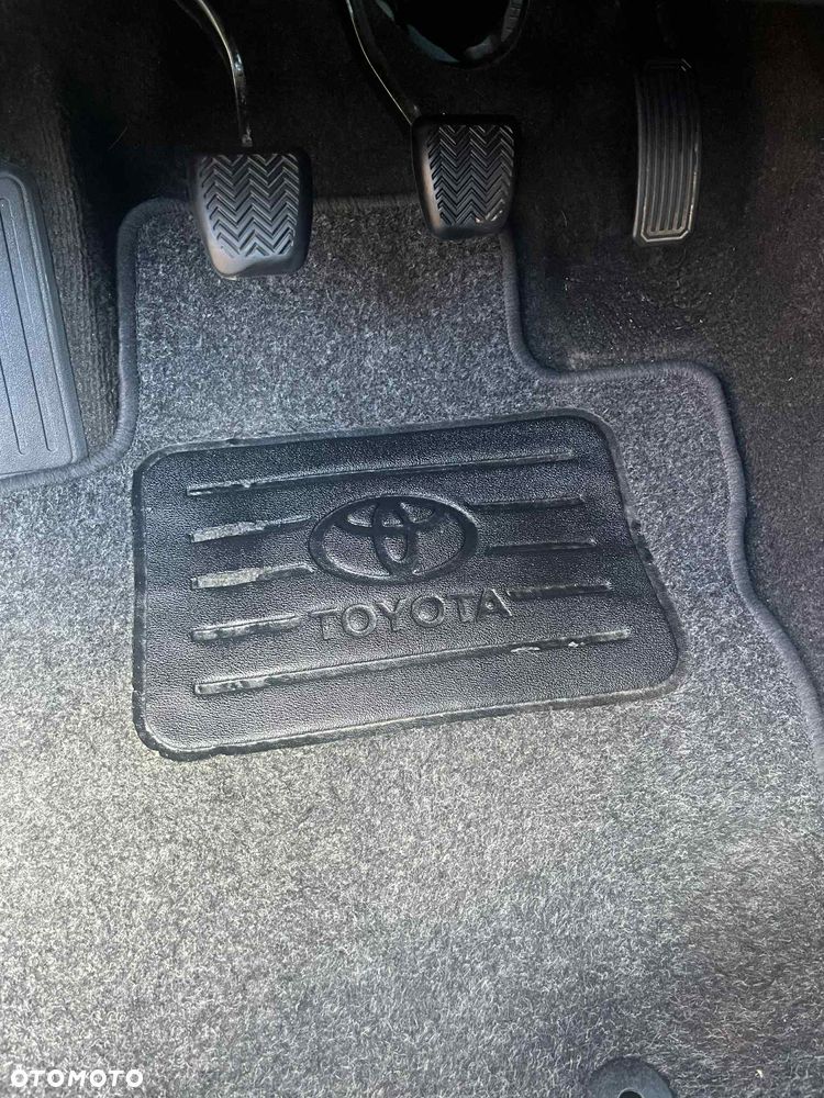 Toyota RAV4 2.2 D-4D 4x4 Sol - 11