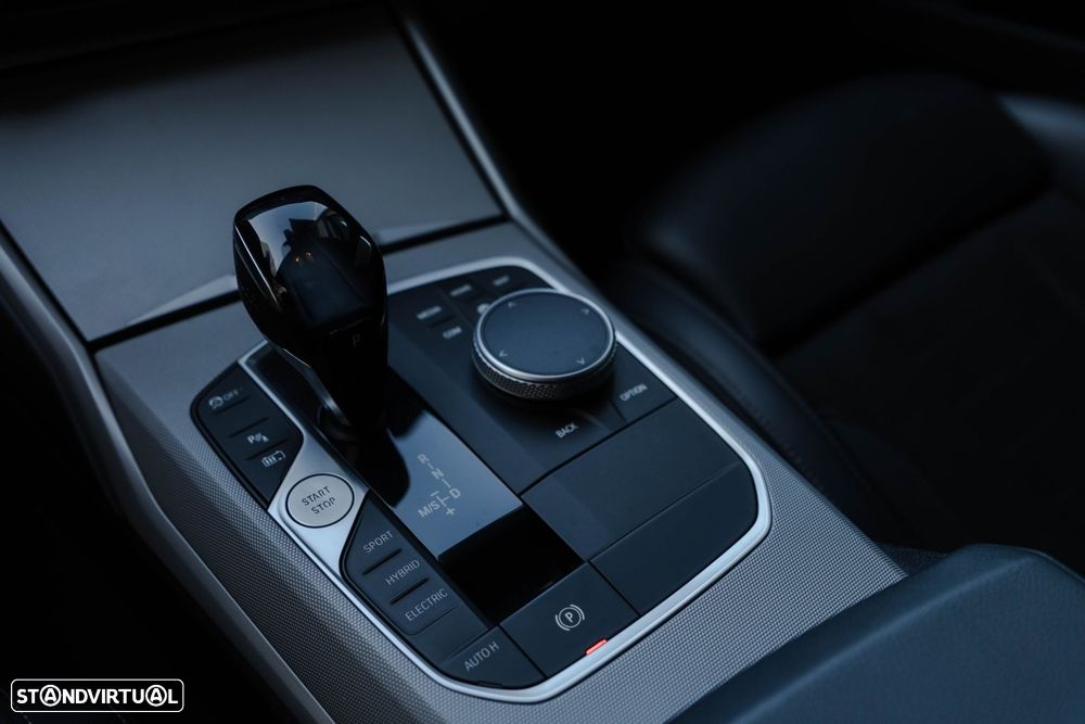 BMW 320 e Corporate Edition Auto - 25