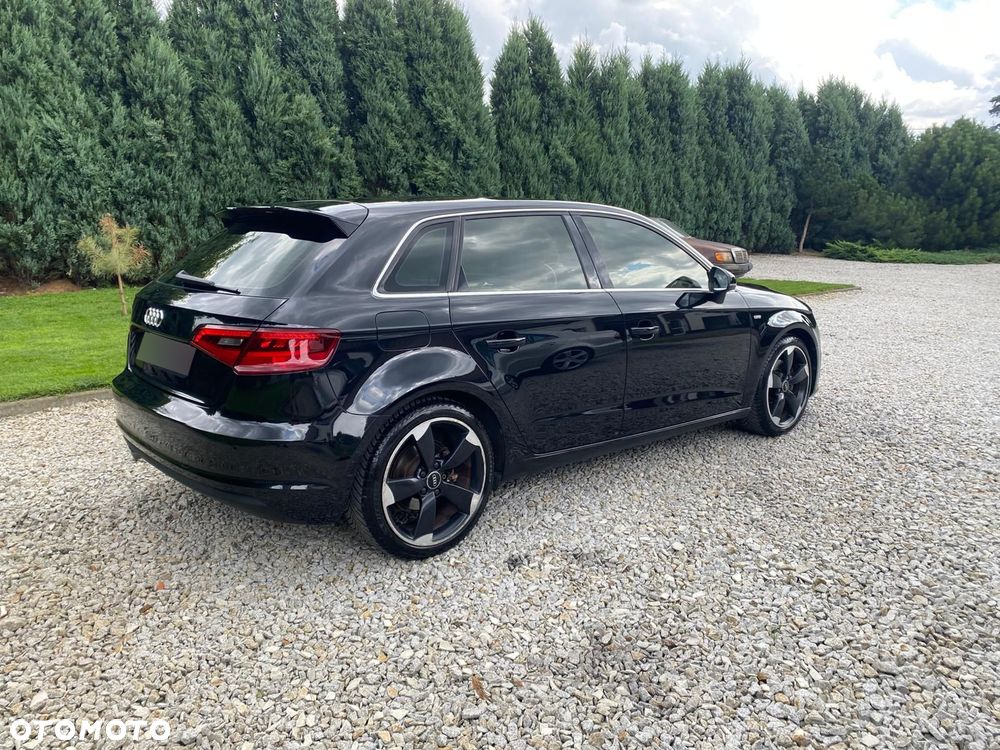 Audi A3 Sportback 2.0 TDI clean diesel Quattro Ambiente S tronic - 3