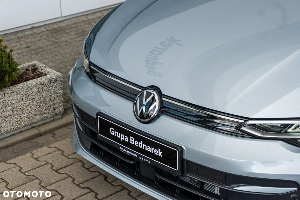Volkswagen Golf - 4