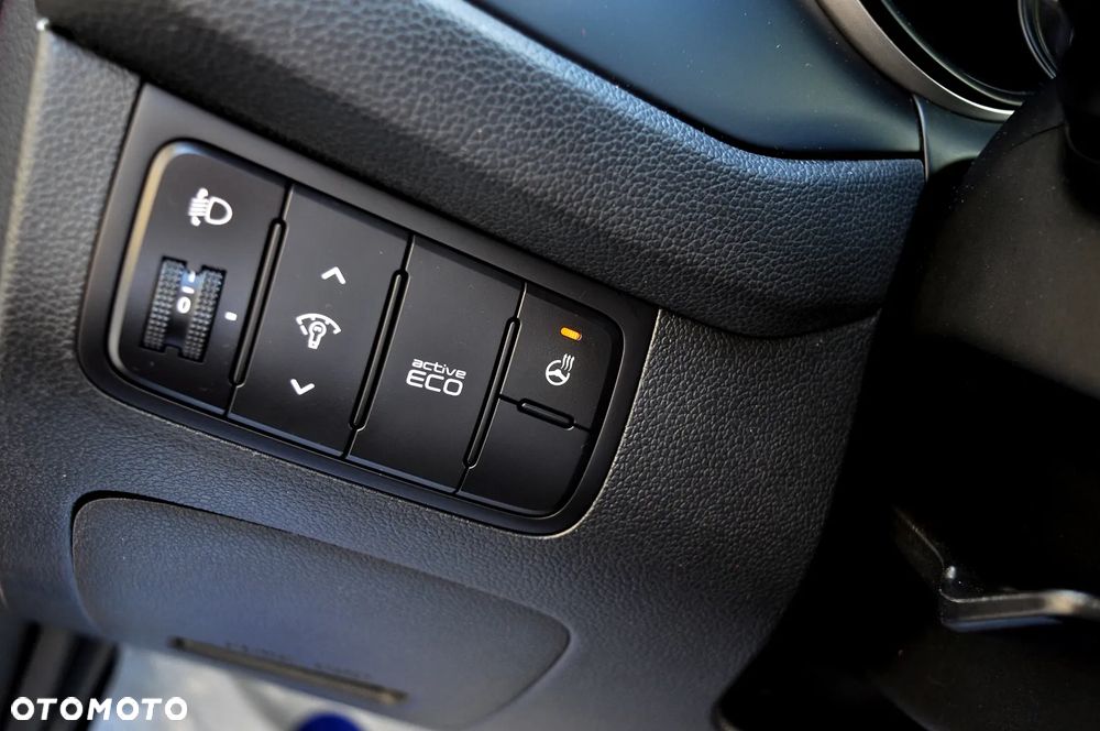 Kia Ceed 1.6 GDI M DCT - 24