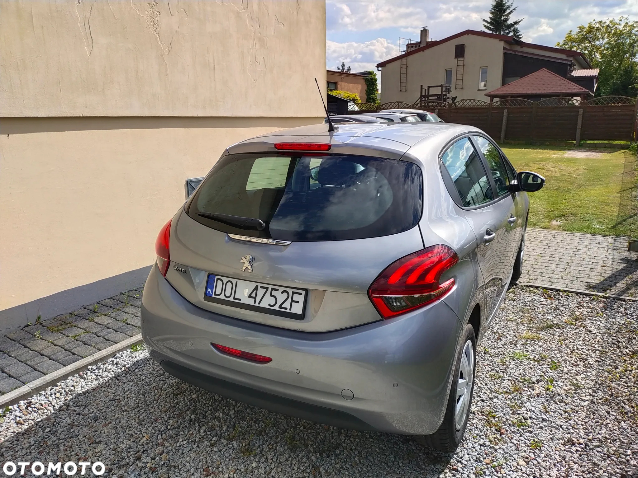 Peugeot 208 1.6 BlueHDi Active - 4