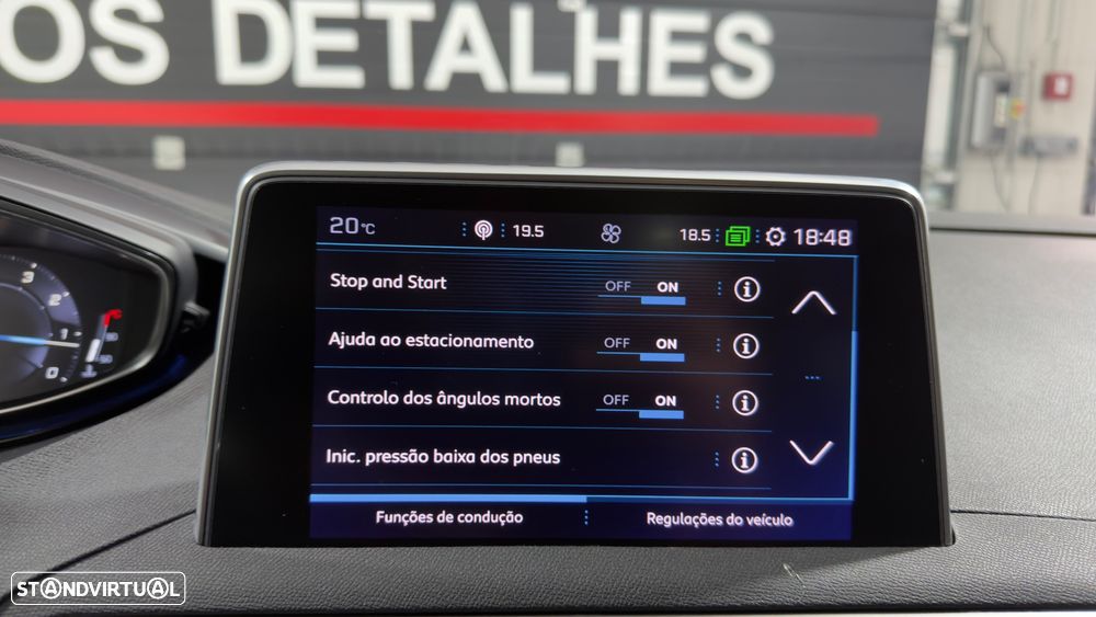 Peugeot 3008 PureTech 130 Stop & Start GPF Allure Business-Pack - 30