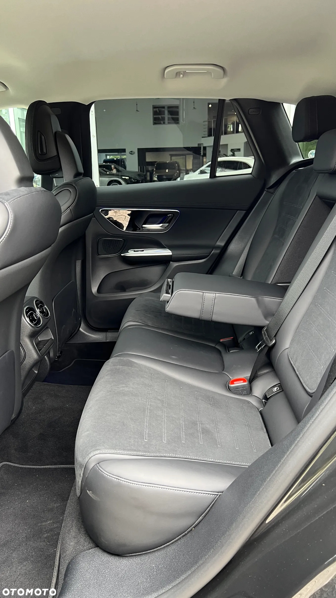 Mercedes-Benz GLC 300 e 4-Matic Avantgarde - 27