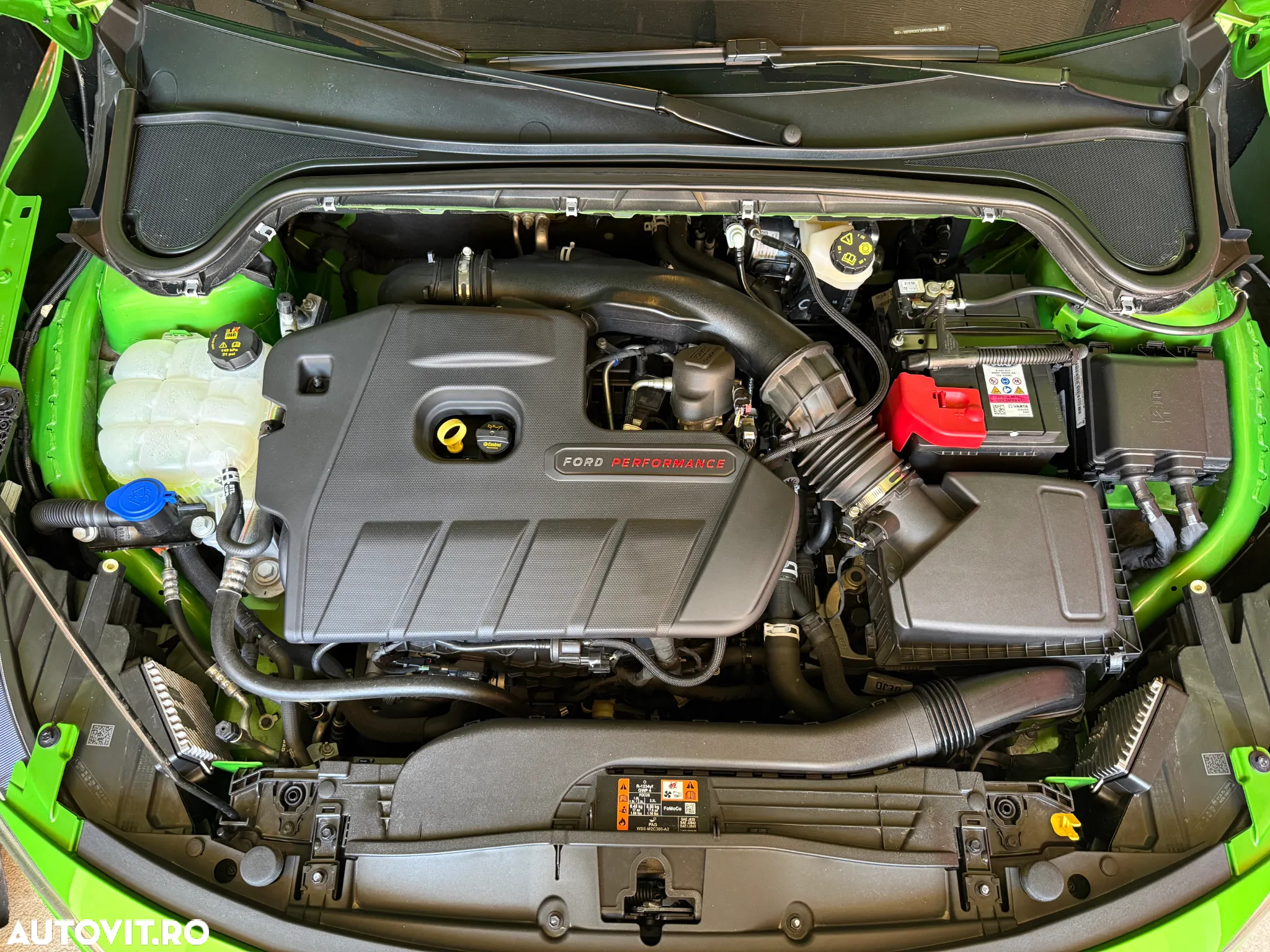 Ford Focus 2.3 Ecoboost 6MT ST X - 11