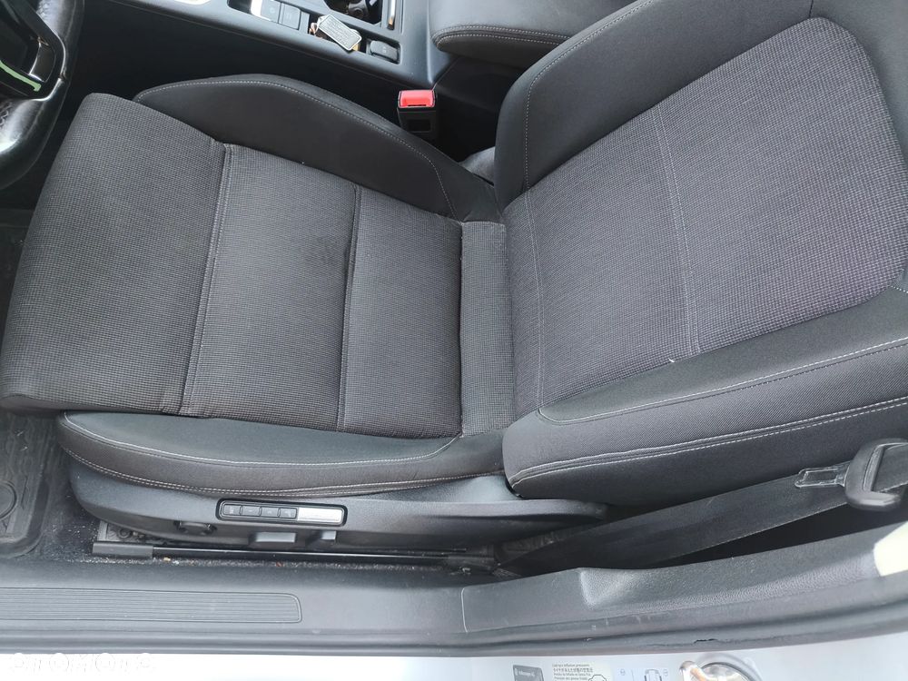 Volkswagen Passat - 6