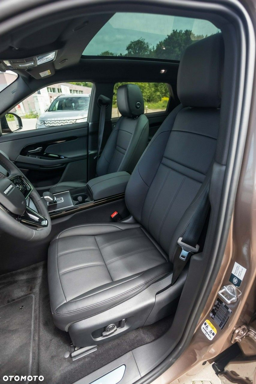 Land Rover Range Rover Evoque - 12