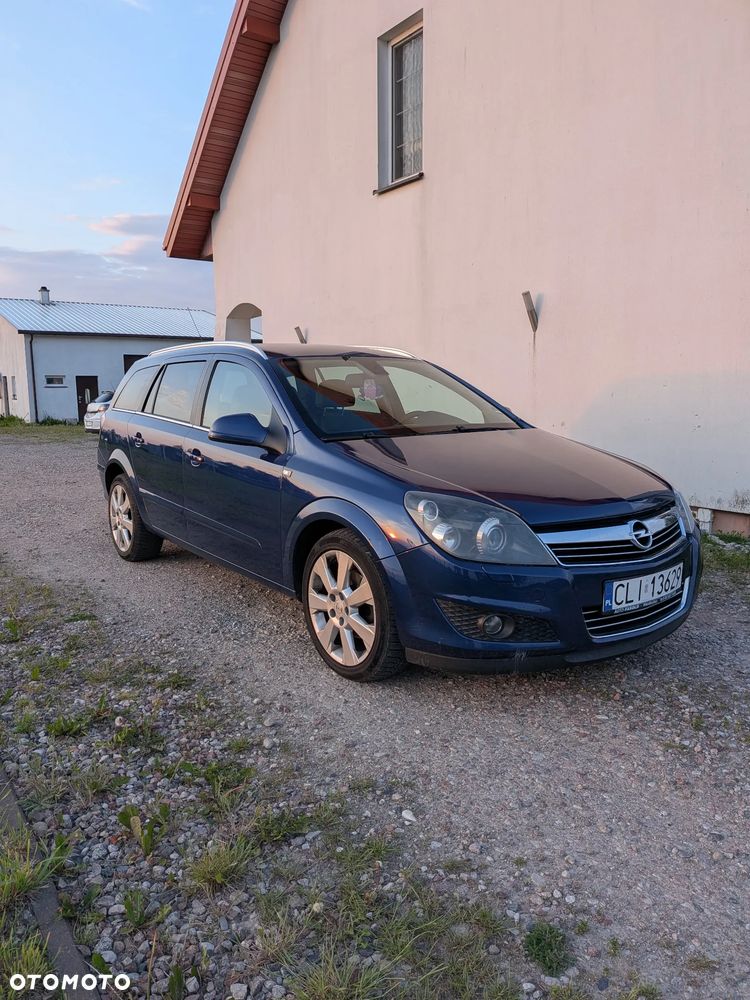 Opel Astra 1.7 CDTI Cosmo - 1