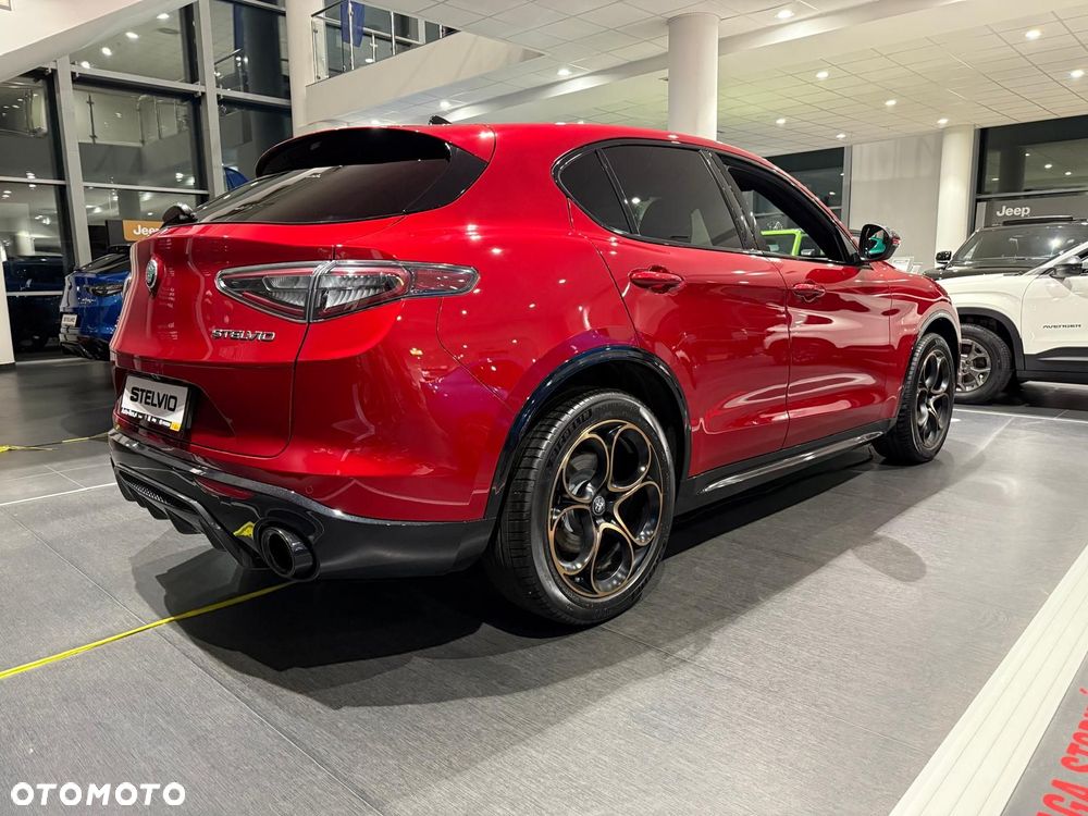 Alfa Romeo Stelvio 2.0 Turbo Intensa Q4 - 3