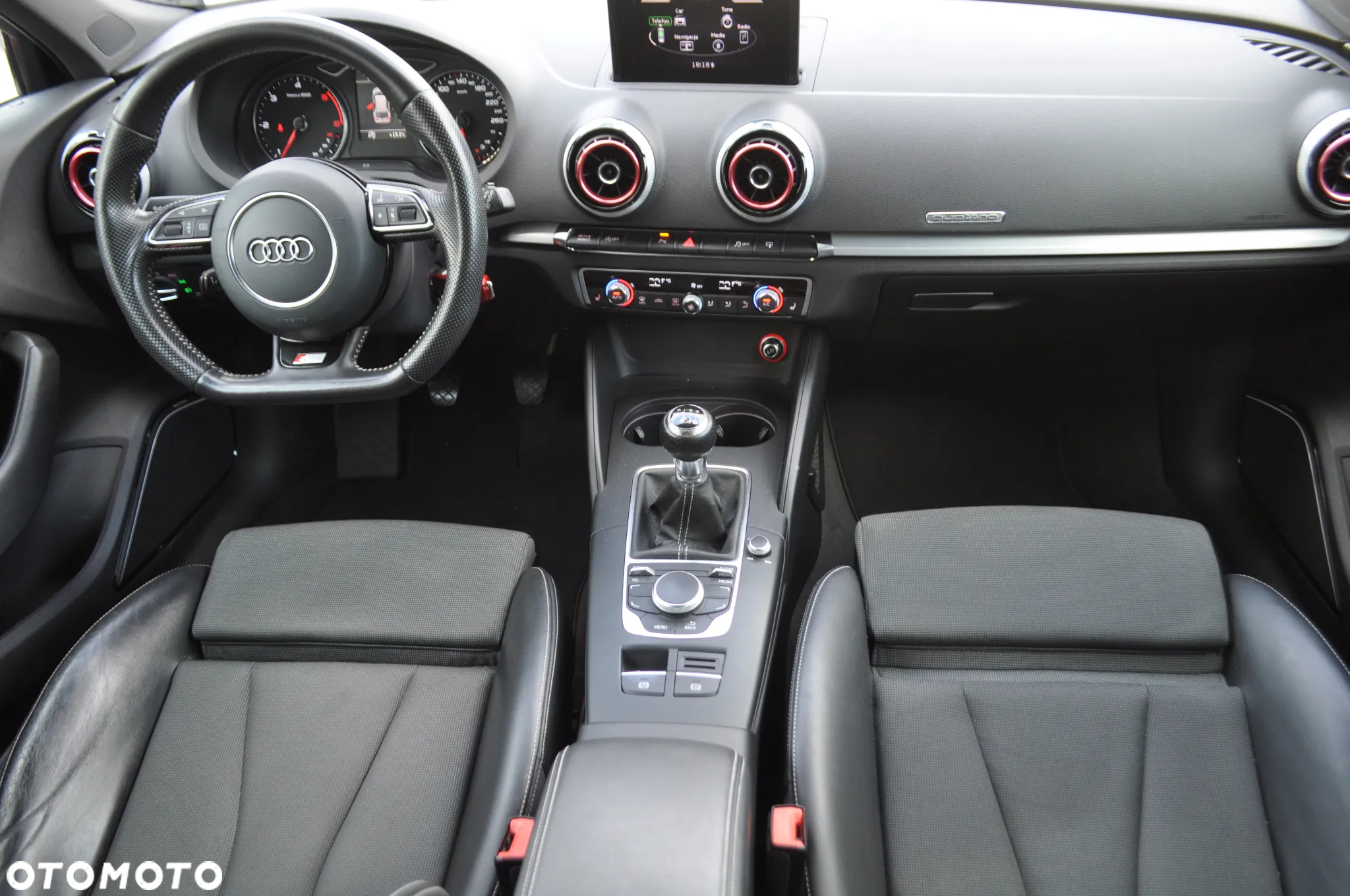 Audi A3 2.0 TDI Sportback quattro S line Sportpaket - 2