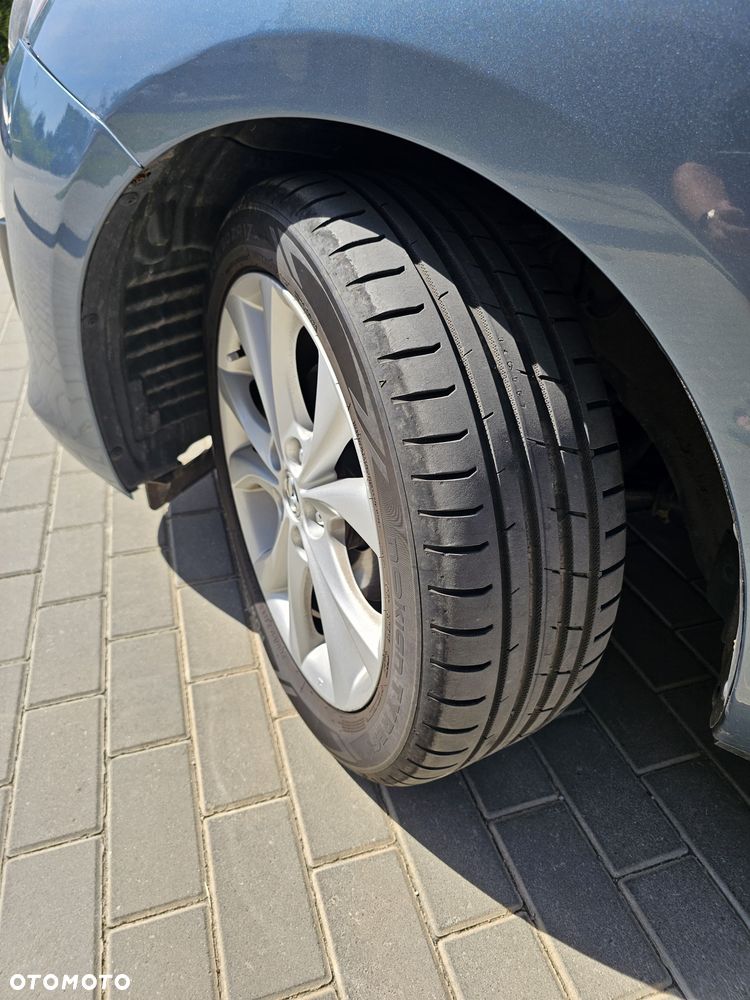 Mazda 3 - 3