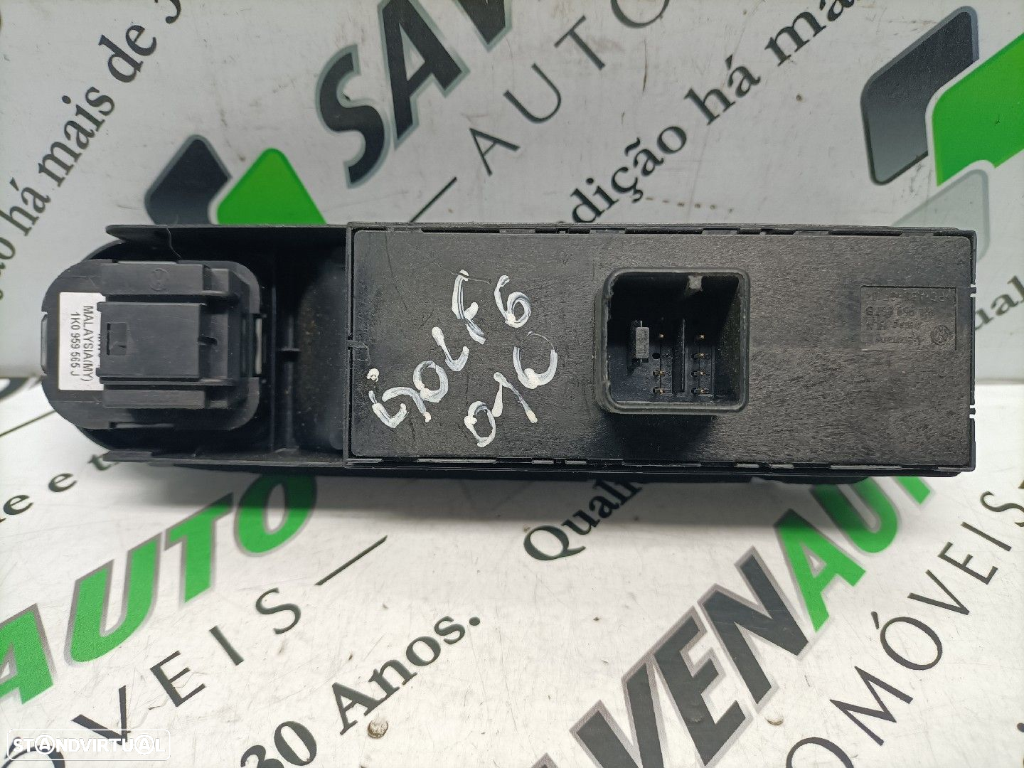 Botão / Botões / Comutador Vidro Esq Volkswagen Golf Vi (5K1) - 2