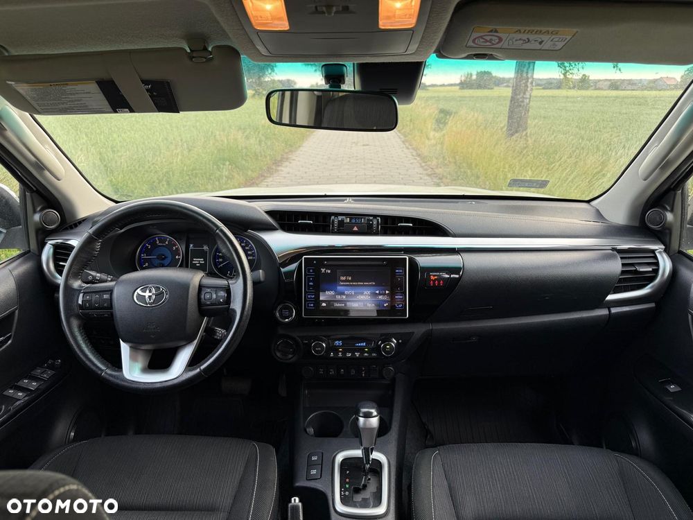 Toyota Hilux 2.4 D-4D Double Cab SR5 4x4 - 13