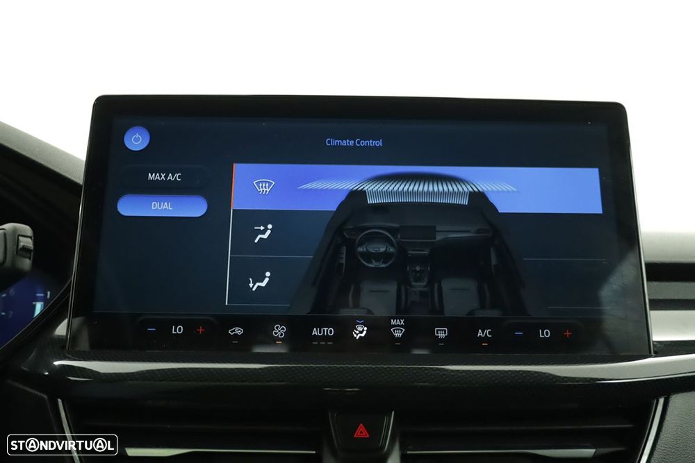 Ford Focus 1.0 EcoBoost MHEV ST-Line X - 12