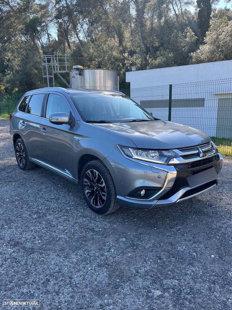 Mitsubishi Outlander - 6