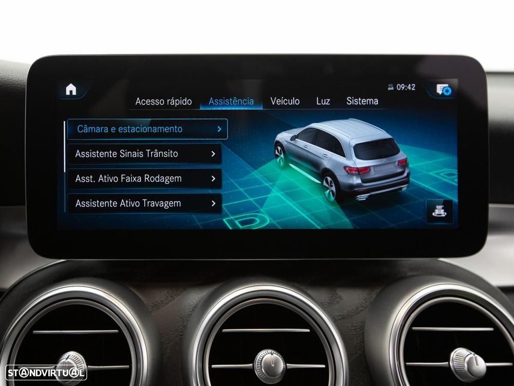 Mercedes-Benz GLC 300 de 4Matic - 32