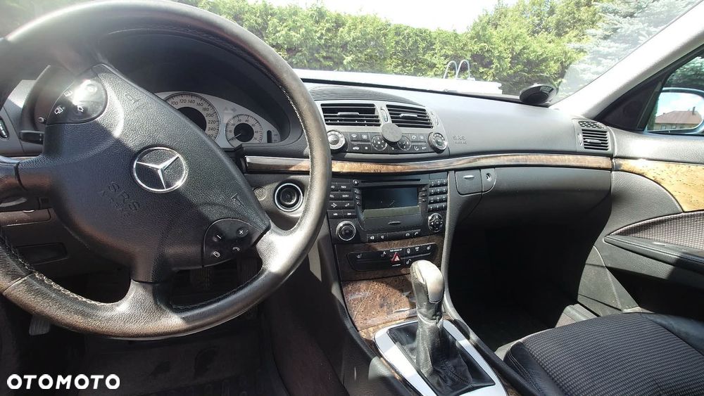 Mercedes-Benz Klasa E 240 Avantgarde - 6