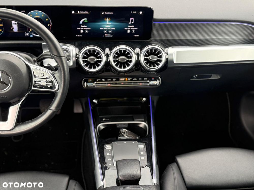 Mercedes-Benz GLB - 13