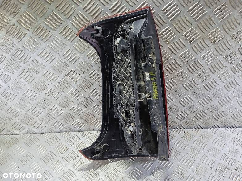 LAMPA PRAWA TYLNA FIAT PANDA 3 - 2