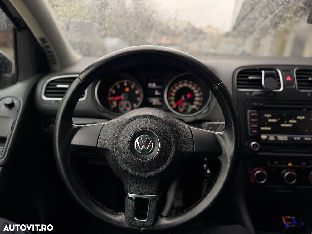 Volkswagen Golf 1.6 Comfortline - 17