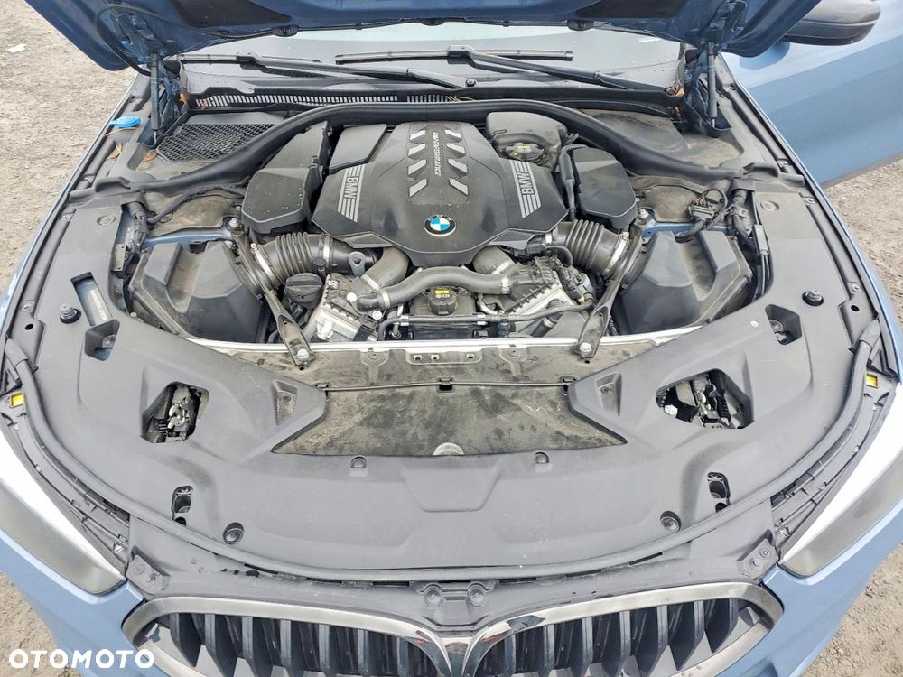 BMW Seria 8 - 9