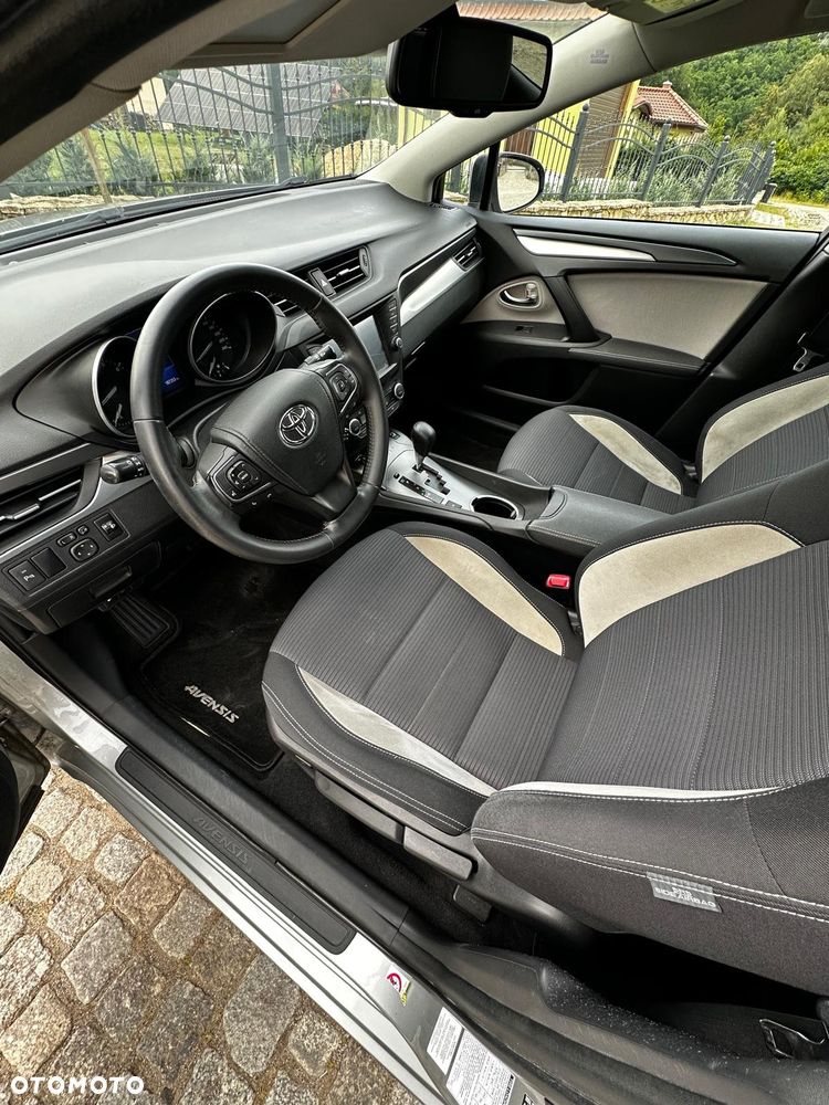 Toyota Avensis 1.8 Prestige MS - 9