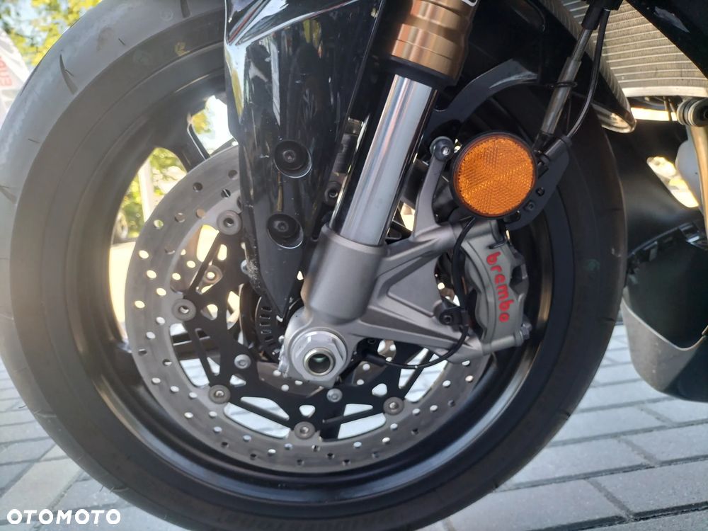 Yamaha R9 - 21