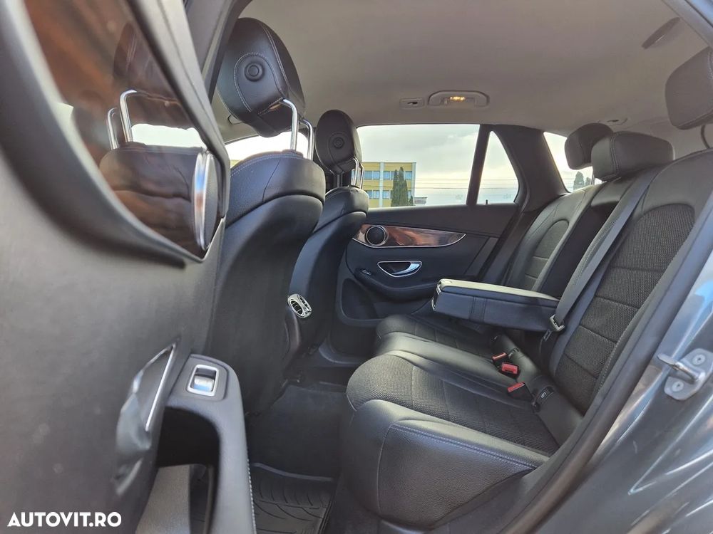 Mercedes-Benz GLC 250 d 4Matic 9G-TRONIC AMG Line - 10