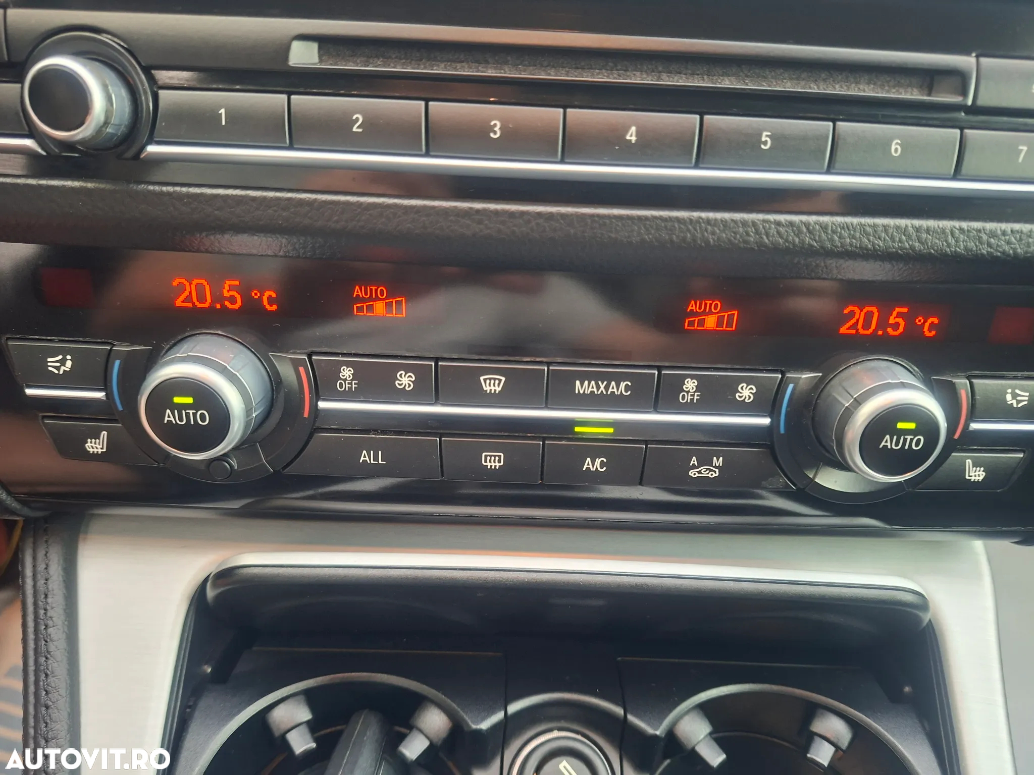 BMW Seria 5 530d Sport-Aut. Luxury Line - 12