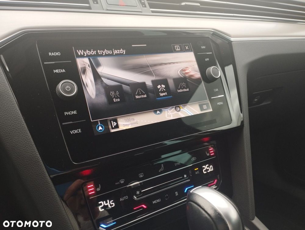 Volkswagen Passat Variant - 14