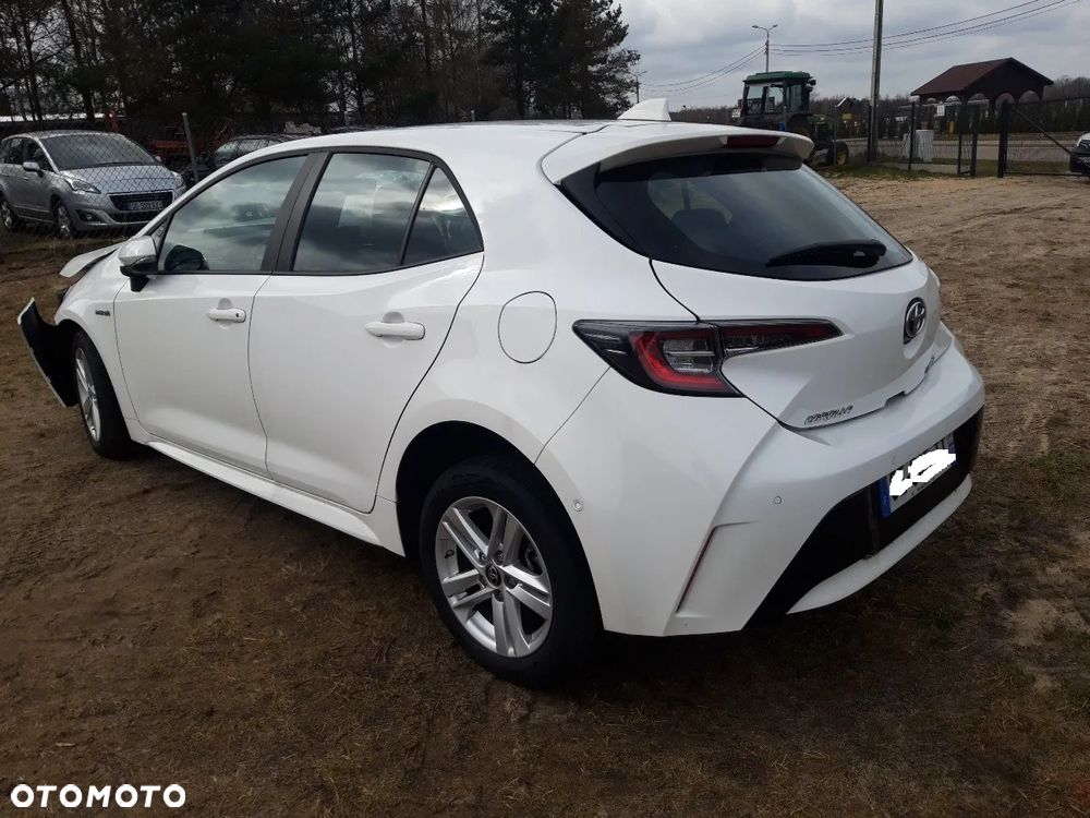 Toyota Corolla ver-1-8-hybrid-business-edition - 4