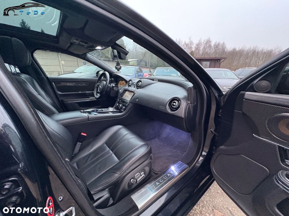 Jaguar XJ 3.0 D V6 Supersport - 34