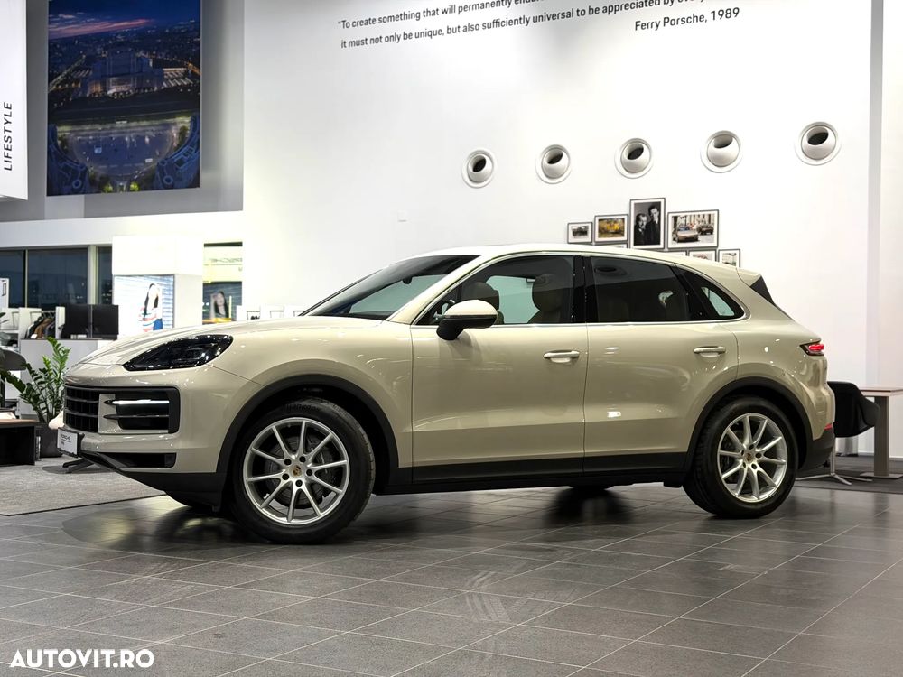 Porsche Cayenne Standard - 2