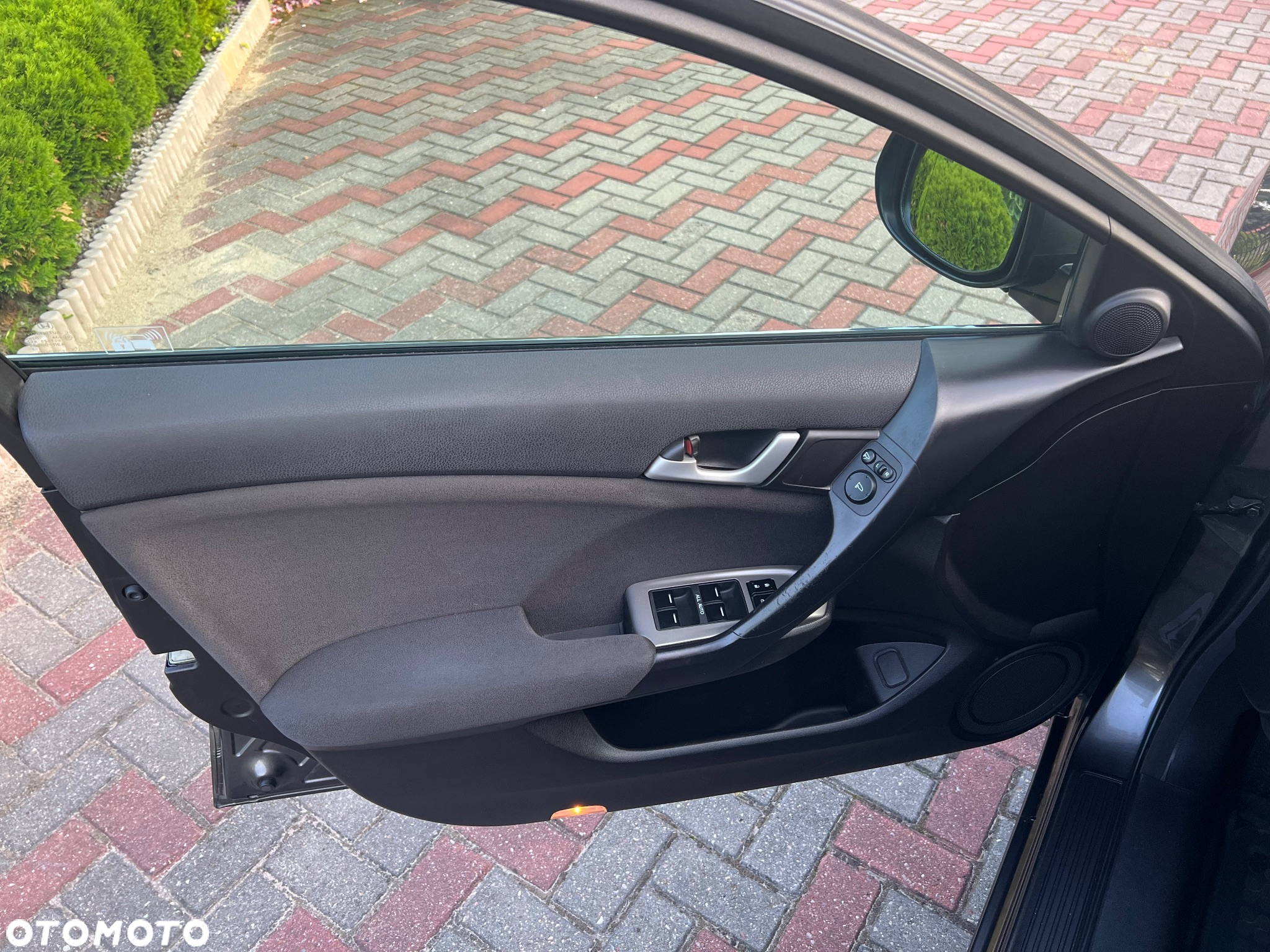Honda Accord 2.0 Comfort - 11