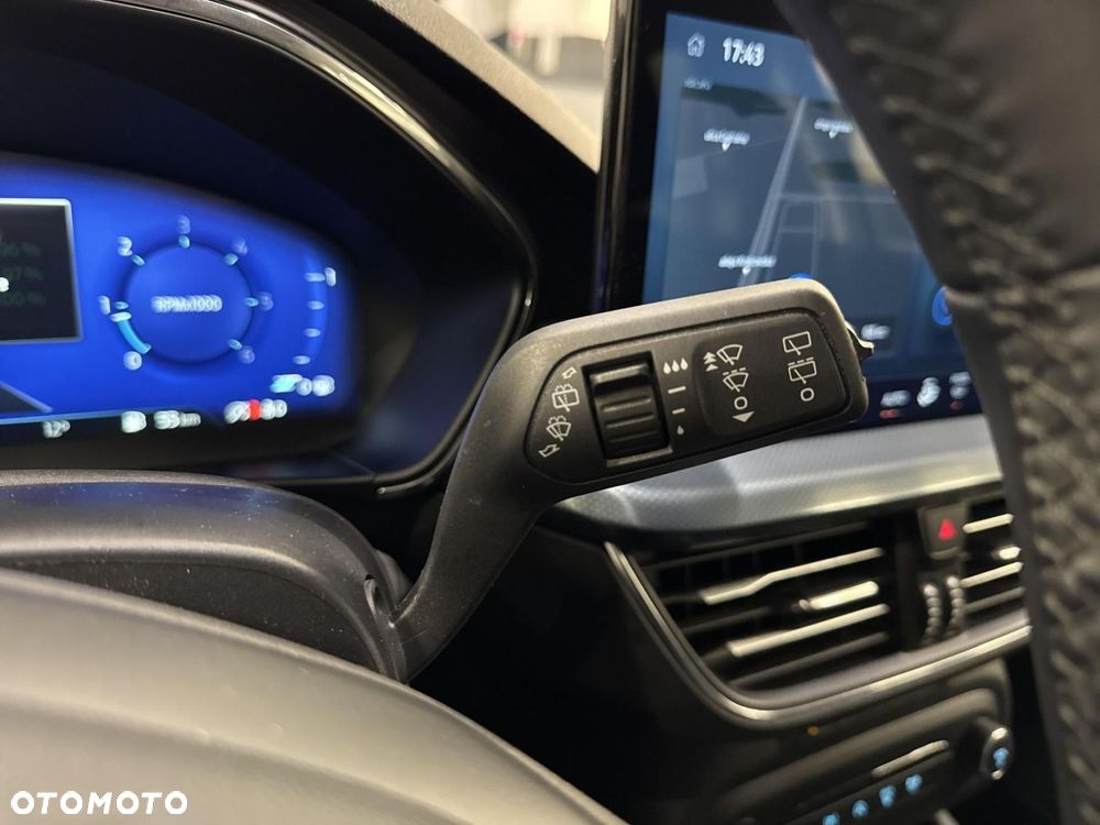 Ford Focus - 30