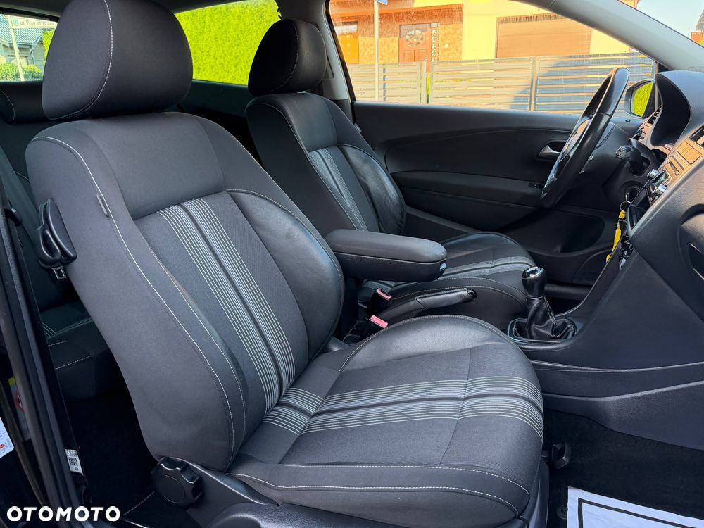 Volkswagen Polo 1.2 Blue Motion Technology MATCH - 34