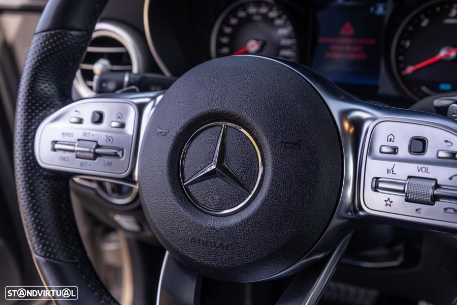 Mercedes-Benz GLC 300 e Coupe 4Matic - 40