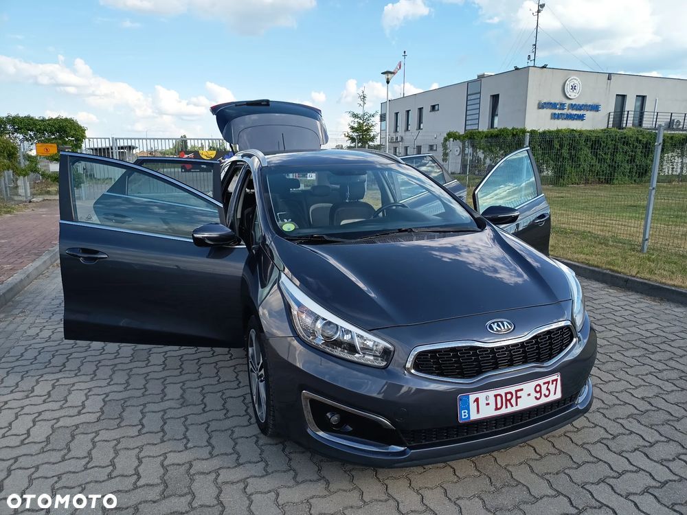 Kia Ceed - 18
