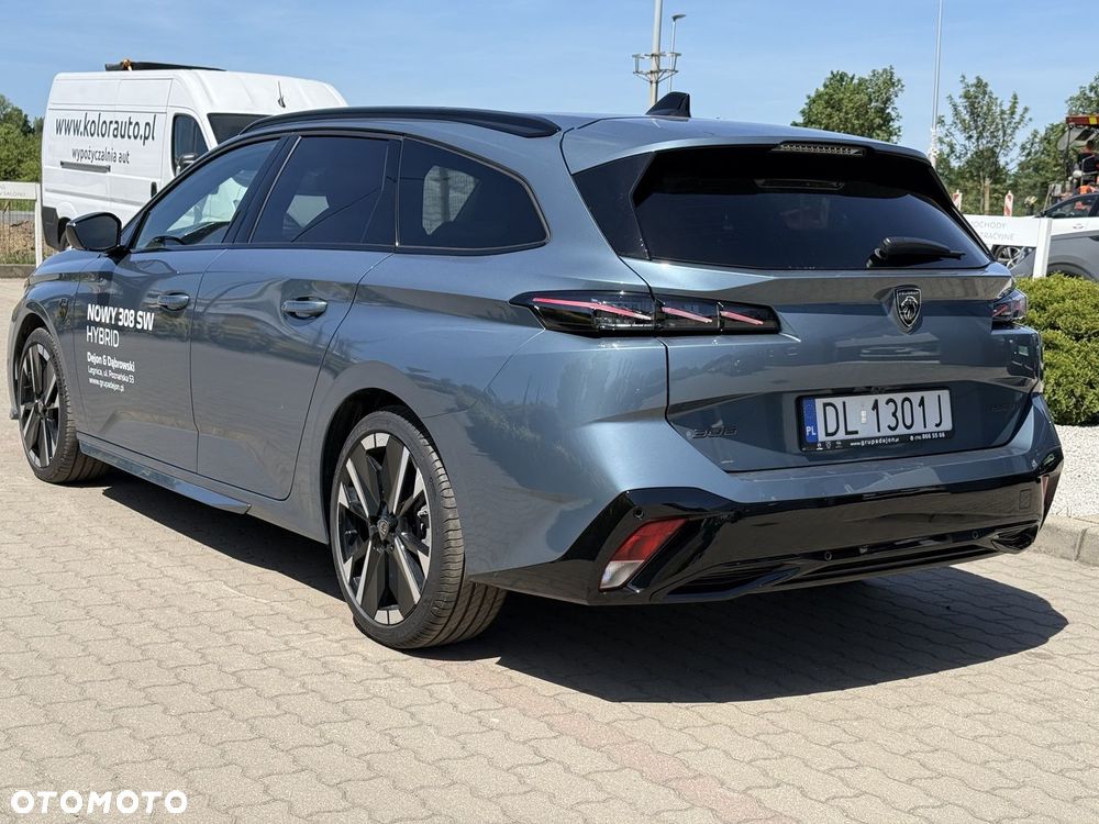 Peugeot 308 - 8