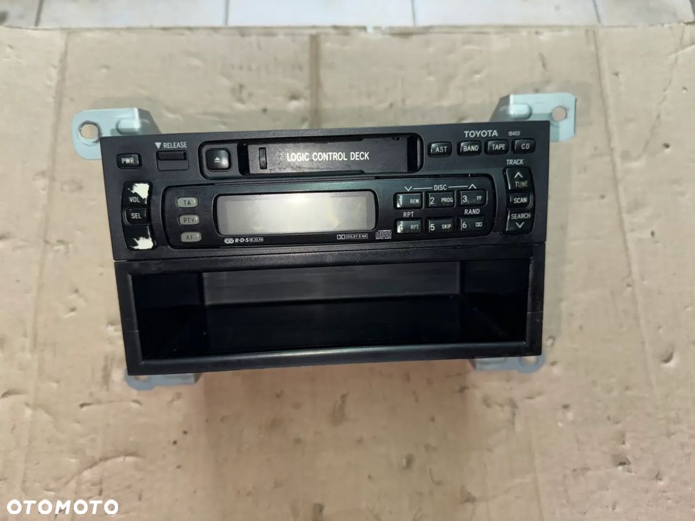 Radio Odtwarzacz Toyota Land Cruiser 100 - 86100-60110 - oryginalne - 1