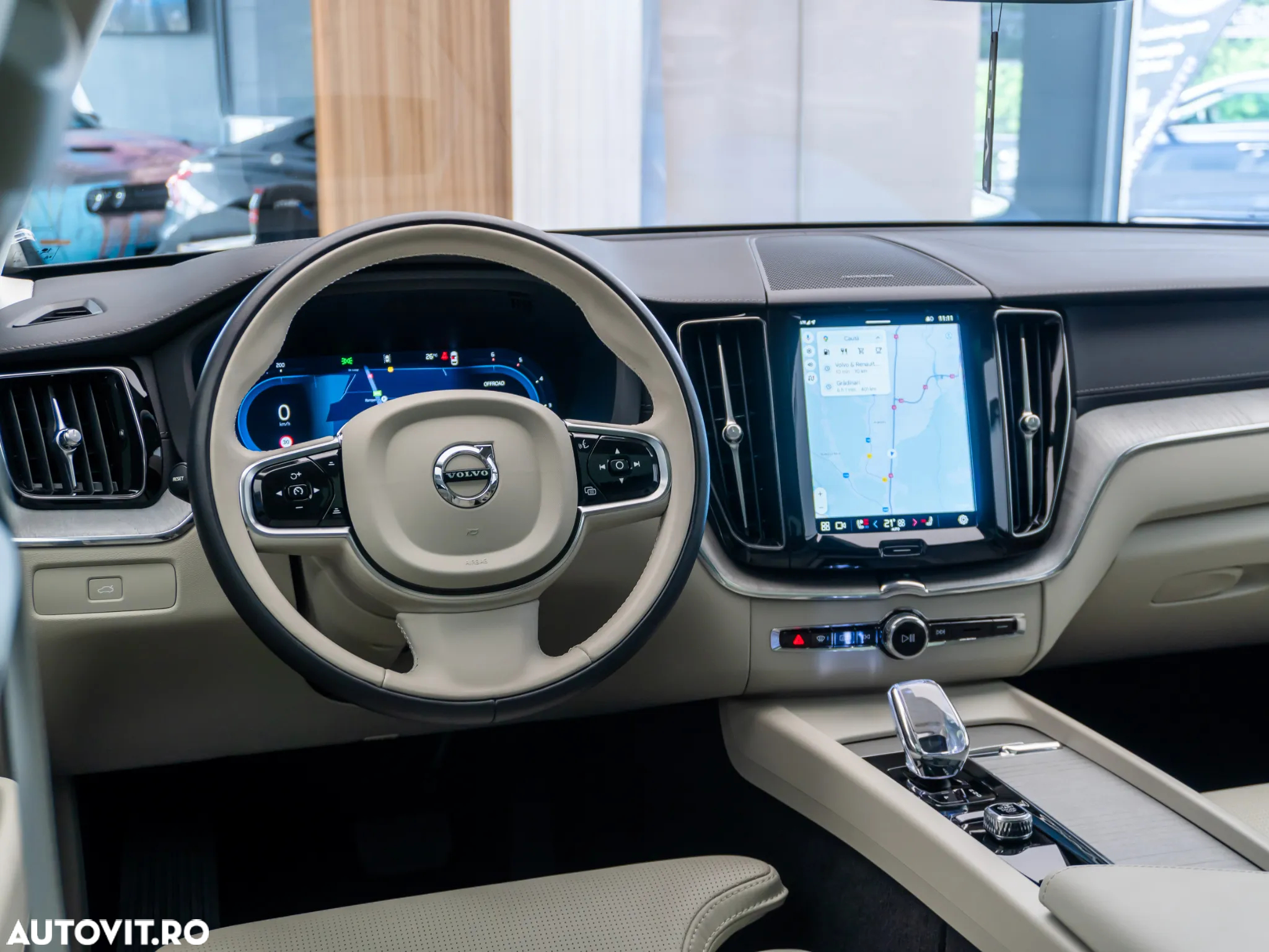 Volvo XC 60 B4 MHEV AT AWD Ultimate Dark - 22