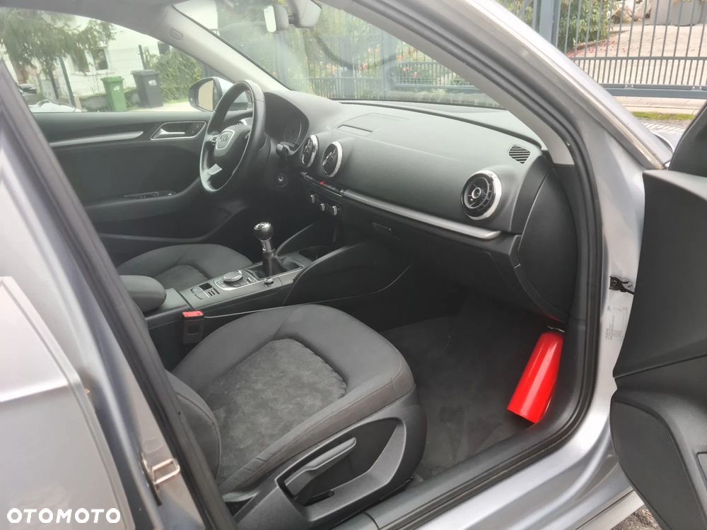 Audi A3 Sportback 1.6 TDI - 31